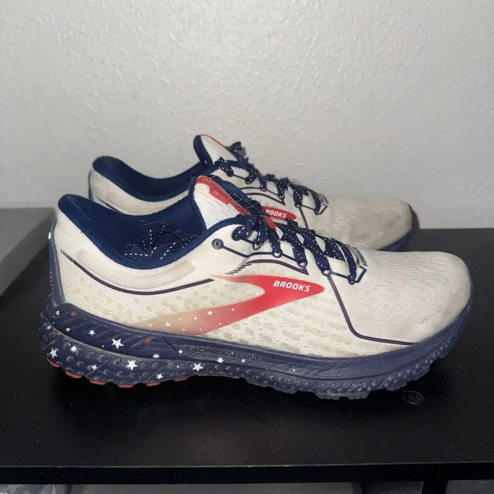 Brooks Women 9 Adrenaline GTS 21 Shoes White Blue Red Stars USA Patriotic